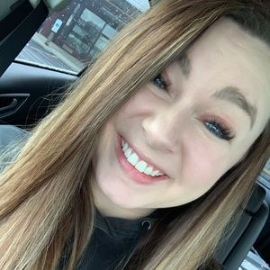 Meet your Posher, Paige